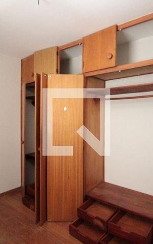 Apartamento à venda com 240m², 5 quartos e 2 vagasQuarto 2