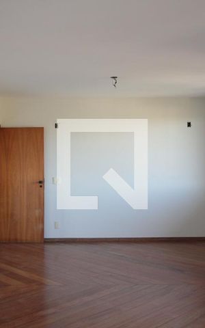 Apartamento à venda com 240m², 5 quartos e 2 vagasSala