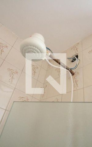 Apartamento à venda com 240m², 5 quartos e 2 vagasBanheiro de Serviço