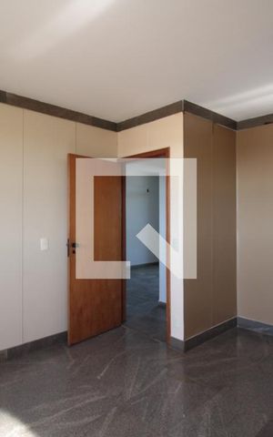 Apartamento à venda com 240m², 5 quartos e 2 vagasCozinha