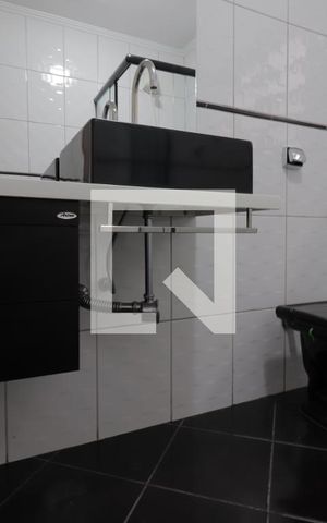 Casa à venda com 200m², 3 quartos e 2 vagasBanheiro 2