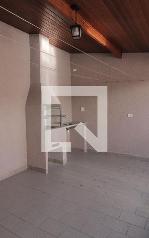 Casa à venda com 200m², 3 quartos e 2 vagasChurrasqueira