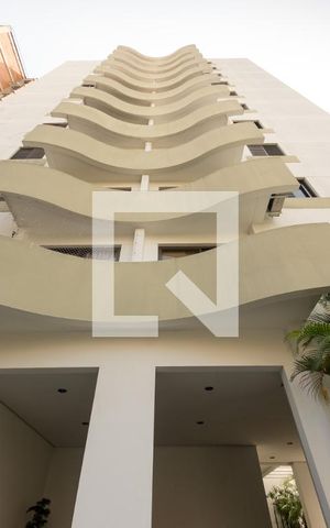 Apartamento à venda com 69m², 3 quartos e 1 vaga Apartamento à venda com 69m², 3 quartos e 1 vagaFachada do Prédio
