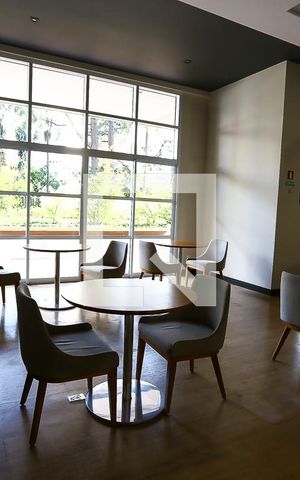 Studio para alugar com 35m², 1 quarto e 1 vaga Studio para alugar com 35m², 1 quarto e 1 vagaÁrea comum - Salão de festas