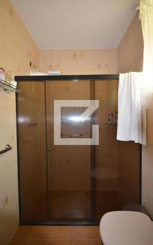 Casa à venda com 269m², 5 quartos e 1 vagaBanheiro Social