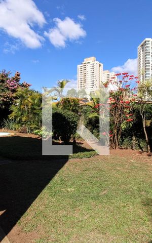 Casa para alugar com 300m², 4 quartos e 4 vagasÁrea comum
