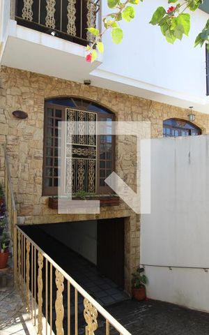 Casa à venda com 239m², 3 quartos e 6 vagasEntrada