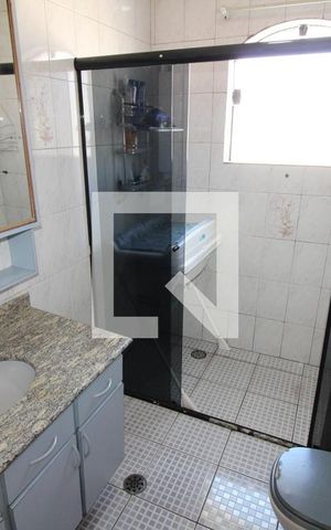 Casa à venda com 239m², 3 quartos e 6 vagasBanheiro Suite