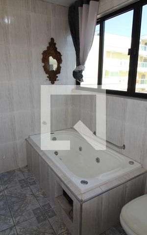 Casa à venda com 239m², 3 quartos e 6 vagasBanheiro 2