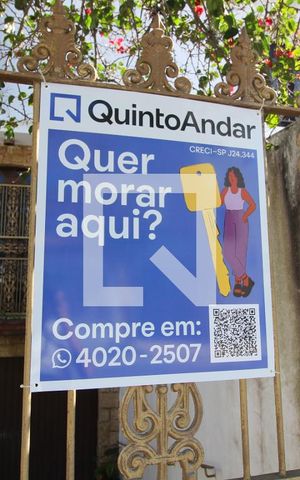Casa à venda com 239m², 3 quartos e 6 vagasPlaquinha