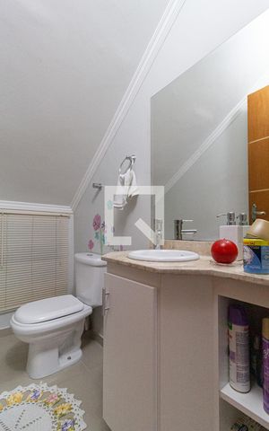Casa à venda com 184m², 3 quartos e 2 vagasLavabo