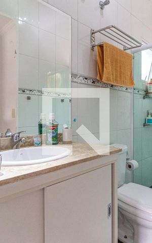 Casa à venda com 184m², 3 quartos e 2 vagasBanheiro da suíte 3