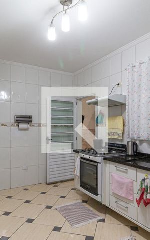 Casa à venda com 184m², 3 quartos e 2 vagasCozinha