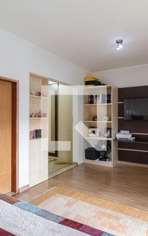 Casa à venda com 184m², 3 quartos e 2 vagasSuíte 3