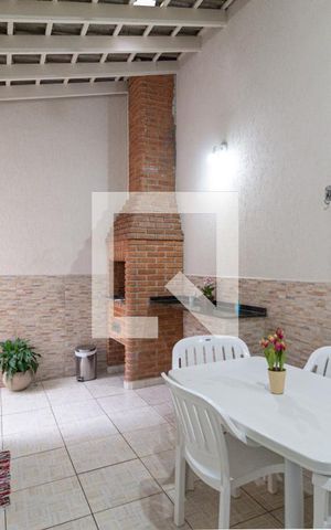Casa à venda com 184m², 3 quartos e 2 vagasQuintal