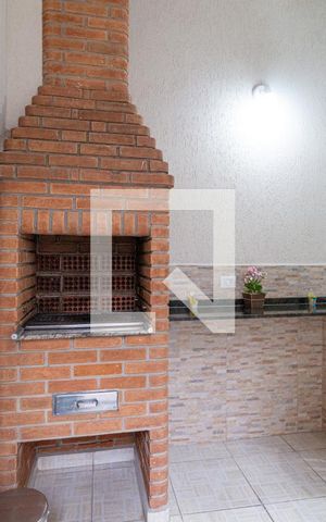 Casa à venda com 184m², 3 quartos e 2 vagasQuintal