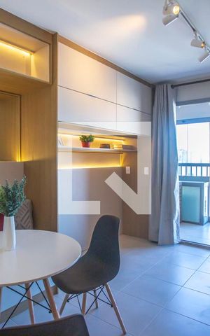Studio para alugar com 32m², 1 quarto e sem vaga Studio para alugar com 32m², 1 quarto e sem vagaStudio