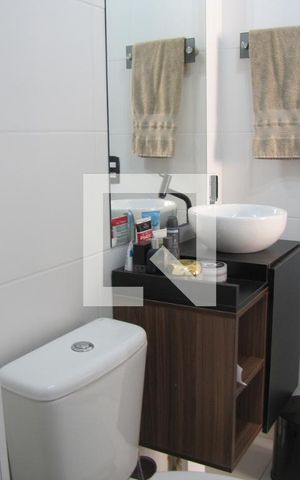 Apartamento para alugar com 28m², 1 quarto e sem vagaBanheiro da Suíte
