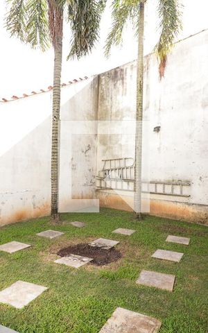 Casa à venda com 275m², 5 quartos e 5 vagas Casa à venda com 275m², 5 quartos e 5 vagasÁrea Externa e Churrasqueira