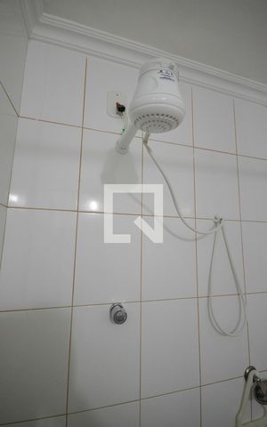 Casa de condomínio para alugar com 60m², 2 quartos e sem vagaBanheiro