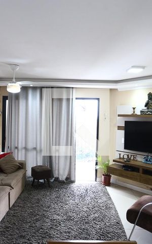 Apartamento à venda com 75m², 3 quartos e 1 vaga Apartamento à venda com 75m², 3 quartos e 1 vagaSala
