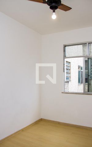 Apartamento à venda com 60m², 2 quartos e 1 vagaQuarto 02