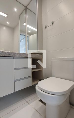 Apartamento à venda com 78m², 2 quartos e 1 vagaBanheiro da Suíte