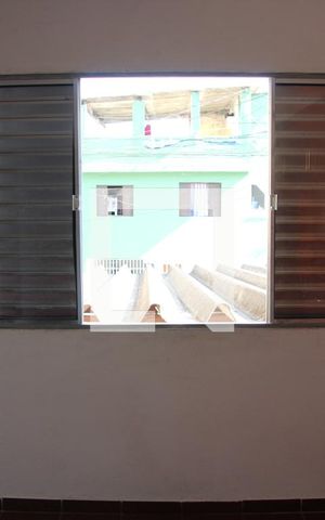 Casa para alugar com 75m², 1 quarto e 1 vagaQuarto 