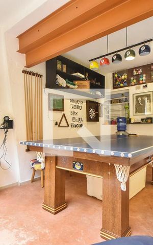 Casa à venda com 200m², 4 quartos e 2 vagasVaranda 