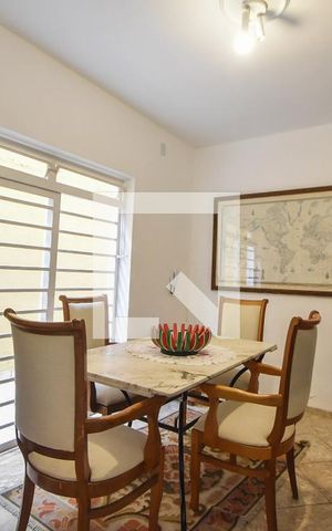 Casa à venda com 200m², 4 quartos e 2 vagasSala de Jantar 