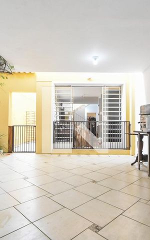 Casa à venda com 200m², 4 quartos e 2 vagasGaragem 