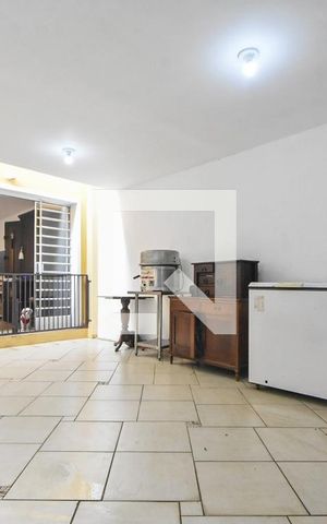 Casa à venda com 200m², 4 quartos e 2 vagasGaragem 