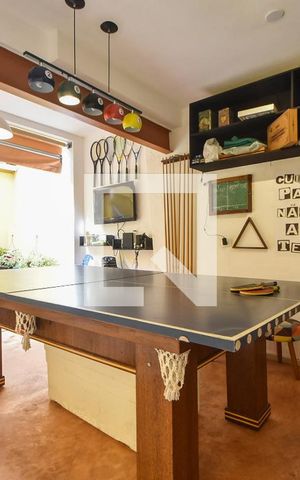 Casa à venda com 200m², 4 quartos e 2 vagasVaranda 