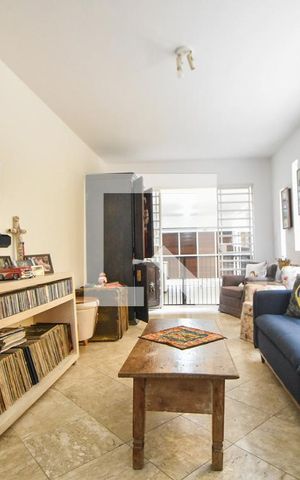Casa à venda com 200m², 4 quartos e 2 vagasSala de Estar 