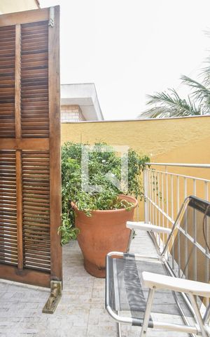 Casa à venda com 200m², 4 quartos e 2 vagasVaranda Quarto 01