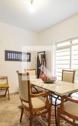 Casa à venda com 200m², 4 quartos e 2 vagasSala de Jantar 