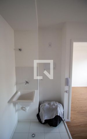 Apartamento para alugar com 32m², 1 quarto e sem vaga Apartamento para alugar com 32m², 1 quarto e sem vagaÁrea de Serviço