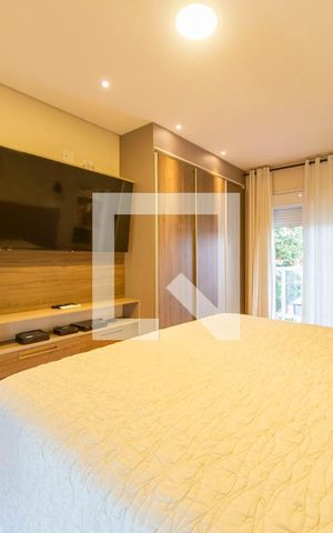 Casa à venda com 313m², 3 quartos e 3 vagas Casa à venda com 313m², 3 quartos e 3 vagasQuarto 3