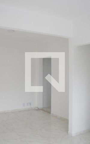 Apartamento para alugar com 57m², 1 quarto e 1 vagaSal
