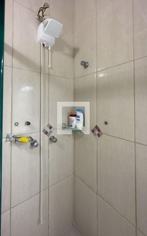 Casa à venda com 164m², 3 quartos e 2 vagas Casa à venda com 164m², 3 quartos e 2 vagasBanheiro Social