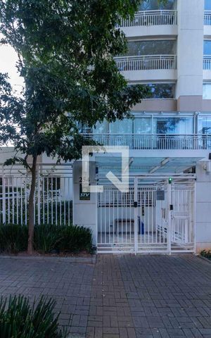 Apartamento à venda com 95m², 2 quartos e 2 vagas Apartamento à venda com 95m², 2 quartos e 2 vagasFachada e portaria