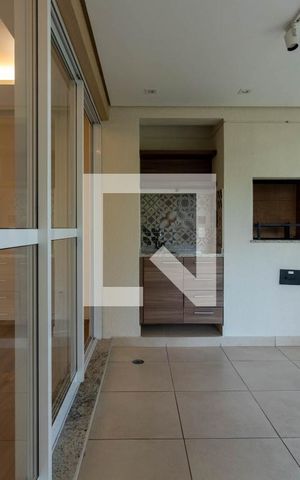 Apartamento à venda com 95m², 2 quartos e 2 vagas Apartamento à venda com 95m², 2 quartos e 2 vagasVaranda