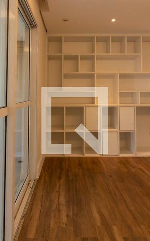 Apartamento à venda com 95m², 2 quartos e 2 vagas Apartamento à venda com 95m², 2 quartos e 2 vagasSala