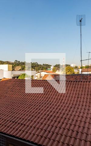 Casa à venda com 280m², 3 quartos e 4 vagas Casa à venda com 280m², 3 quartos e 4 vagasSacada