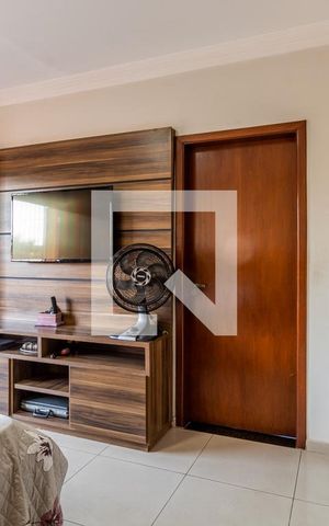 Casa à venda com 280m², 3 quartos e 4 vagas Casa à venda com 280m², 3 quartos e 4 vagasQuarto 2