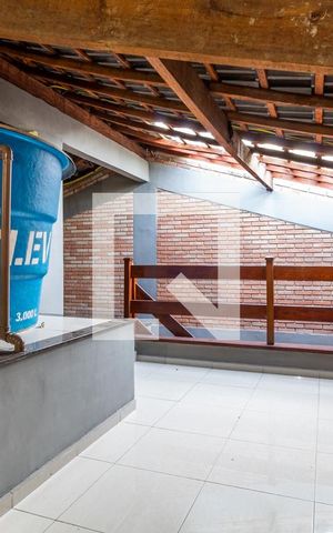 Casa à venda com 280m², 3 quartos e 4 vagas Casa à venda com 280m², 3 quartos e 4 vagasÁrea Academia