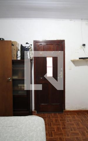 Casa à venda com 200m², 2 quartos e 1 vagaSuite