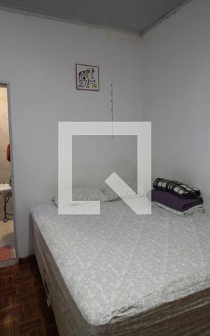 Casa à venda com 200m², 2 quartos e 1 vagaSuite