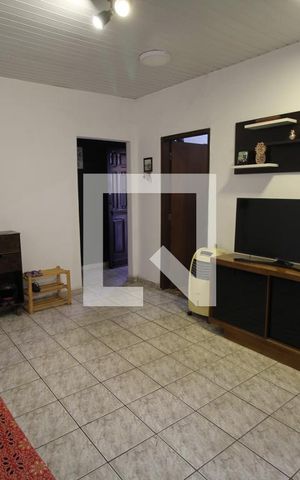 Casa à venda com 200m², 2 quartos e 1 vagaSala