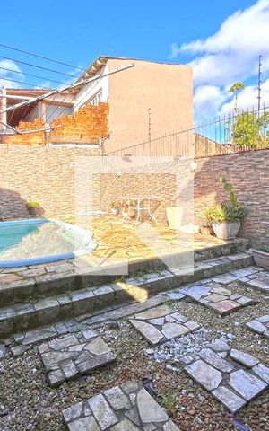 Casa à venda com 267m², 3 quartos e 3 vagasPiscina